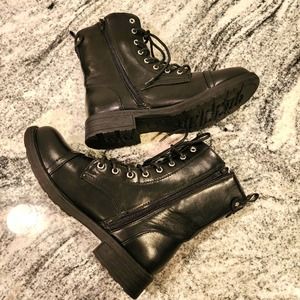 nwot FREE REIGN Black Vegan COMBAT BOOTS SIZE 7M